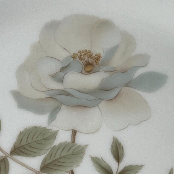 Royal Doulton 3 Salad Plates 8" Yorkshire Rose H 5050 England 1977 - Picture 5 of 11